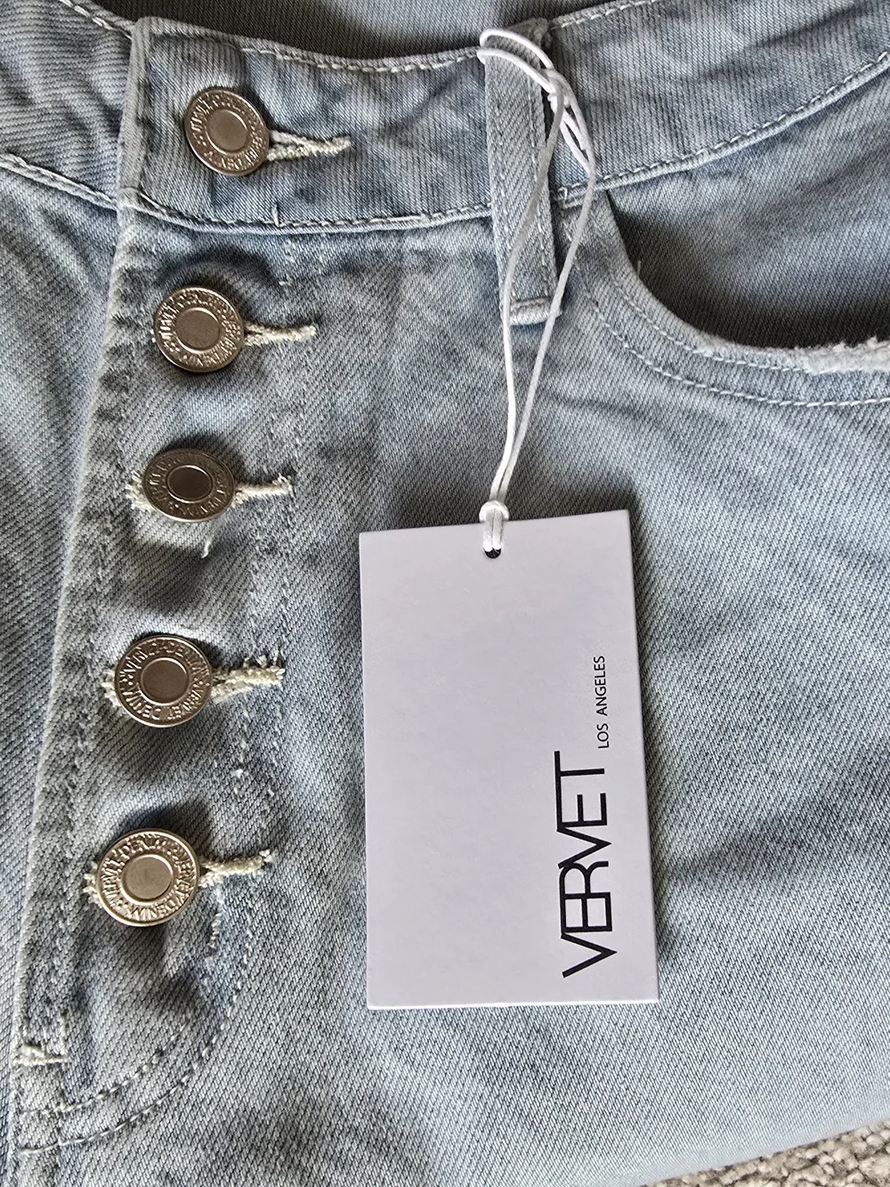 NWT Vervet Los Angeles Emma Rigid Denim Mom Jeans 29